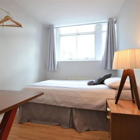لندن Stylish Budget 4 Bedroom Flat In Brick Lane المظهر الخارجي الصورة
