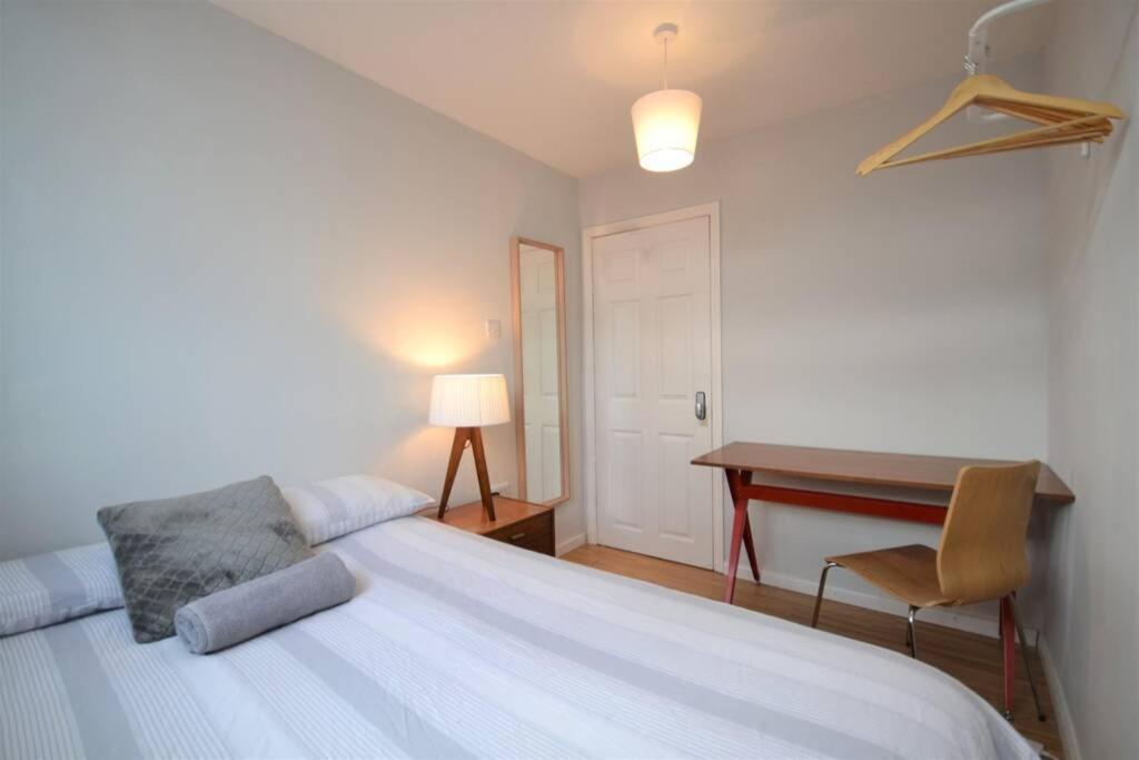 لندن Stylish Budget 4 Bedroom Flat In Brick Lane المظهر الخارجي الصورة