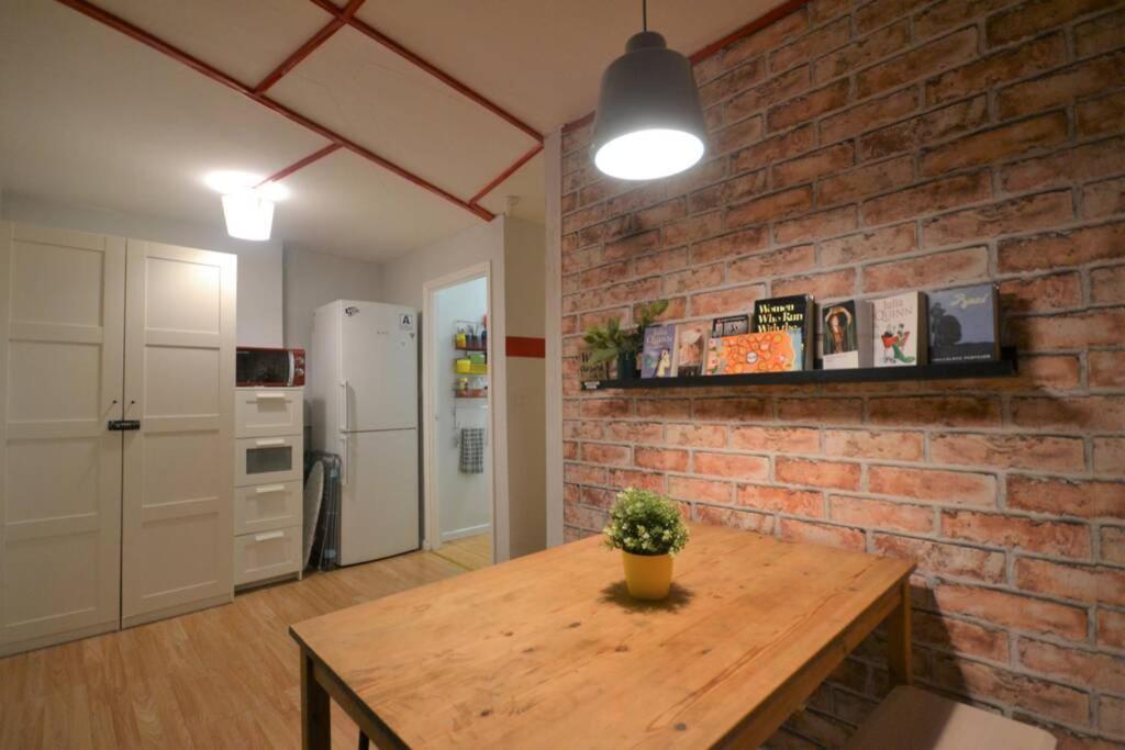 لندن Stylish Budget 4 Bedroom Flat In Brick Lane المظهر الخارجي الصورة